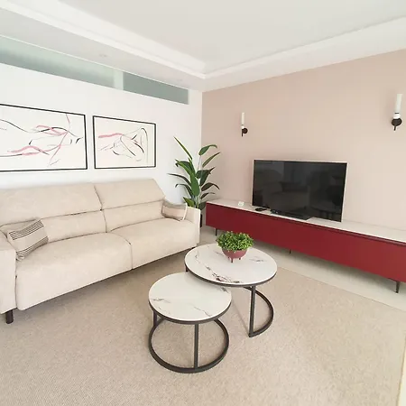 Apartment World Vera Quesada 2